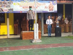 Pimpin Upacara Di SMA Negri 1 Bayah Ini Pesan Kapolsek Bayah Polres Lebak Pimpin Upacara Di SMA Negri 1 Bayah Ini Pesan Kapolsek Bayah Polres Lebak