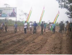 Tingkatkan Ketahanan Pangan di Wilayah Teritorial, Kodim 0603/Lebak Tanam Jagung Serentak Bersama Masyarakat Tingkatkan Ketahanan Pangan di Wilayah Teritorial, Kodim 0603/Lebak Tanam Jagung Serentak Bersama Masyarakat