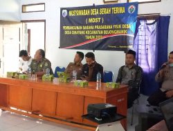 Bhabinkamtibmas Desa Cimayang Polsek Bojongmanik Menghadiri Rapat Musyawarah Desa Serah Terima (MDST) Tahun 2022
