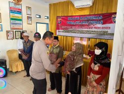Kapolsek Warunggunung mendampingi Team Binmas dari Polda Banten Giat sosialisasi. Kapolsek Warunggunung mendampingi Team Binmas dari Polda Banten Giat sosialisasi.