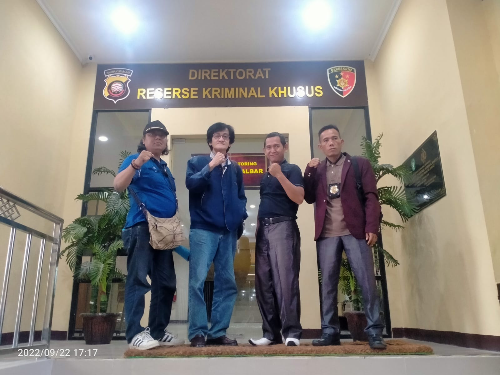 Forum Wartawan & LSM Kalbar Indonesia Hadirkan Saksi-saksi Pelapor Dugaan Berita Bohong ke Dirkrimsus Polda Kalbar