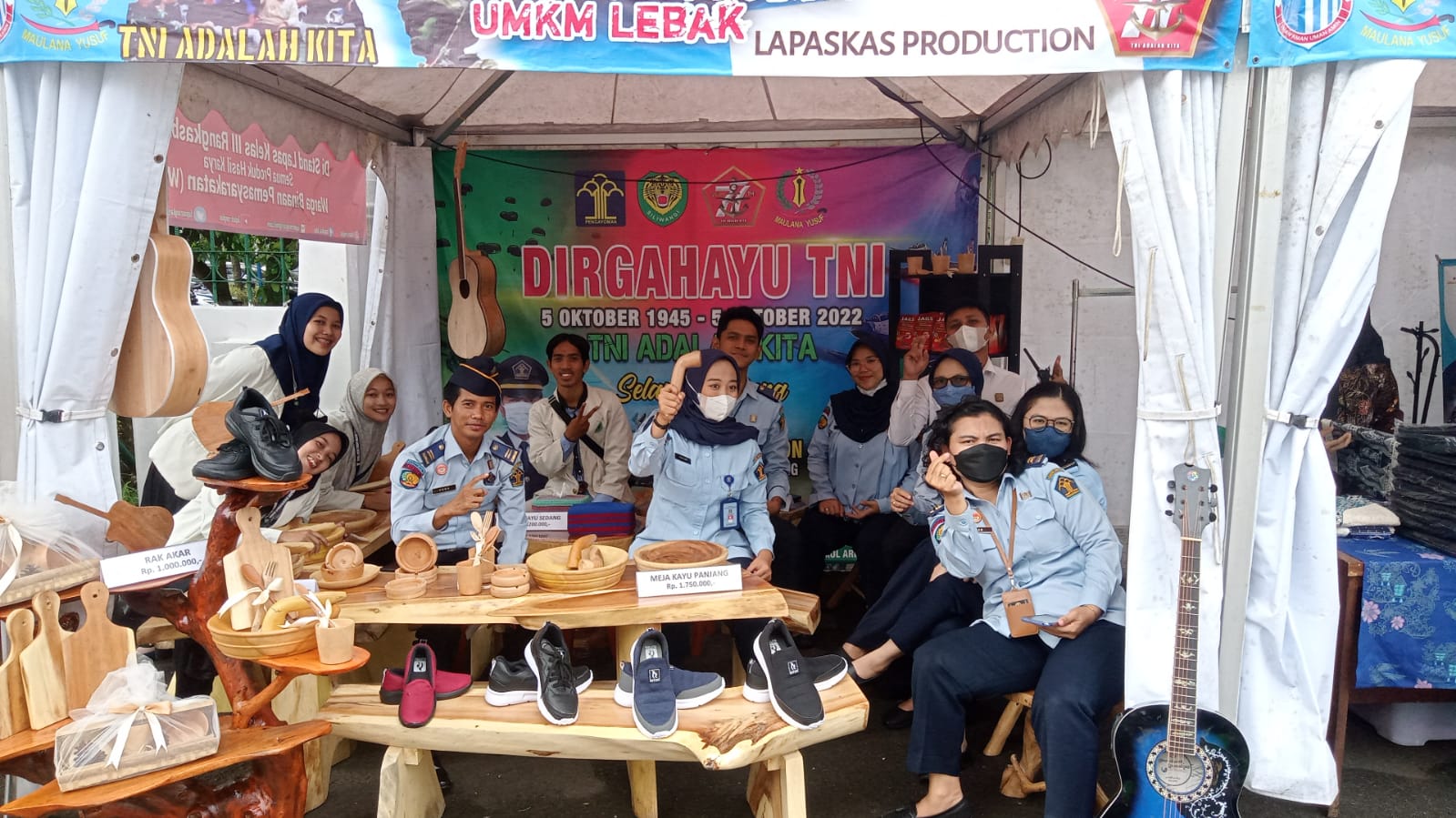 Hasil Karya WBP Lapas Rangkasbitung sampai Alutsista TNI Dipamerkan di Alun-Alun