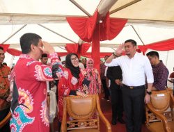 Lomba Menyanyi Lagu Daerah Antar Pejabat Pemkab Gowa Meriahkan HJG ke-702 Lomba Menyanyi Lagu Daerah Antar Pejabat Pemkab Gowa Meriahkan HJG ke-702