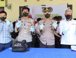Asyik Pesta Miras, 19 Orang Remaja Bersama Sajam Diamankan Polisi di Gowa Asyik Pesta Miras, 19 Orang Remaja Bersama Sajam Diamankan Polisi di Gowa