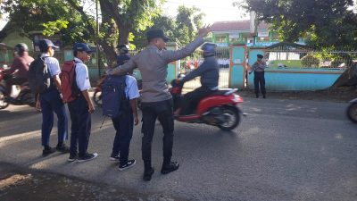 Melalui Strong Poin Titip Pesan Ke Pengendara, Bripka Nurhadi: Jadilah Pelopor Keselamatan Berlalu Lintas