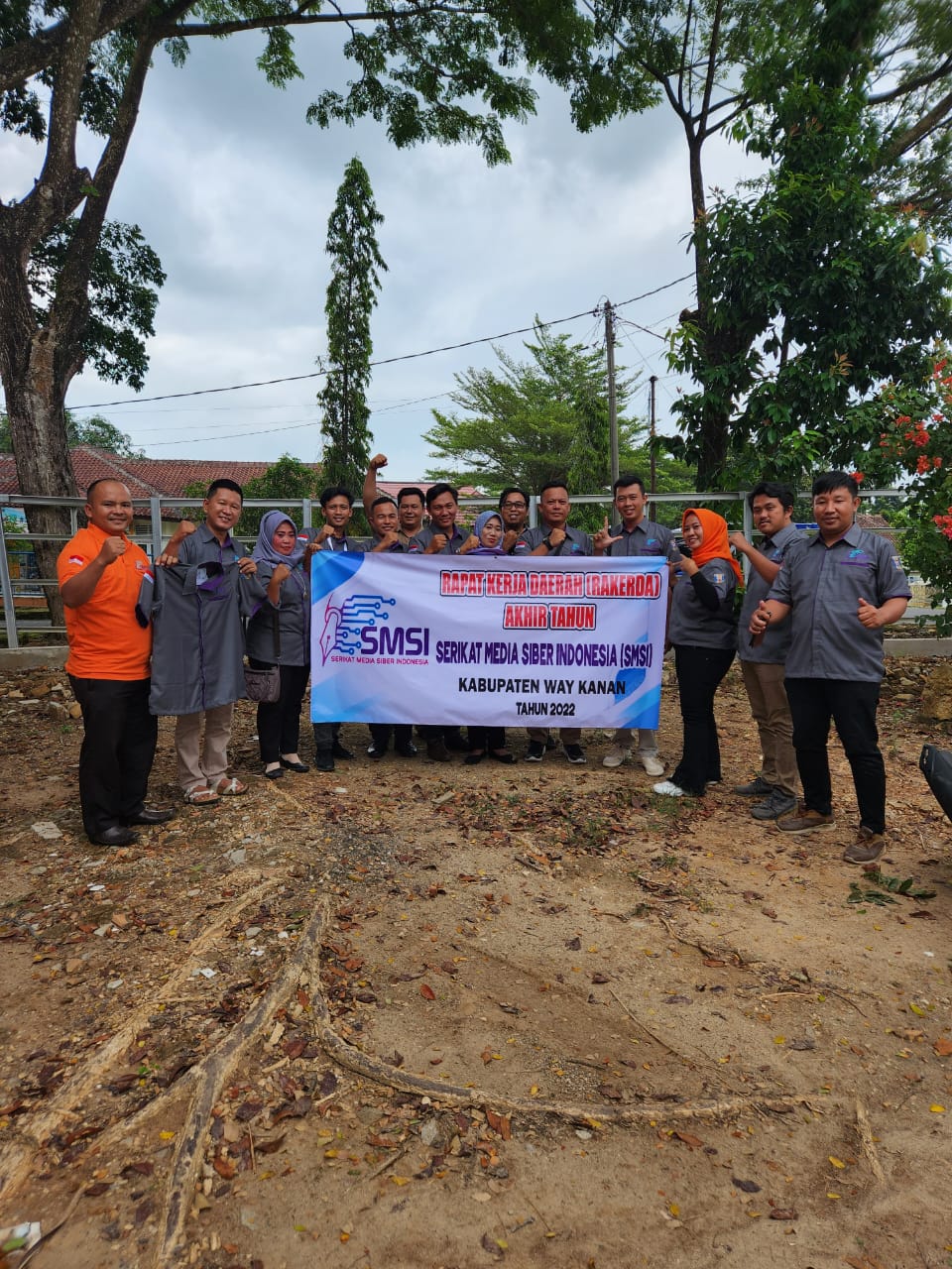 Rakerda SMSI Way Kanan tahun 2022 anggota dapat baju baru 2 stell , dibuka oleh Dony Irawan Ketua SMSI Provinsi Lampung