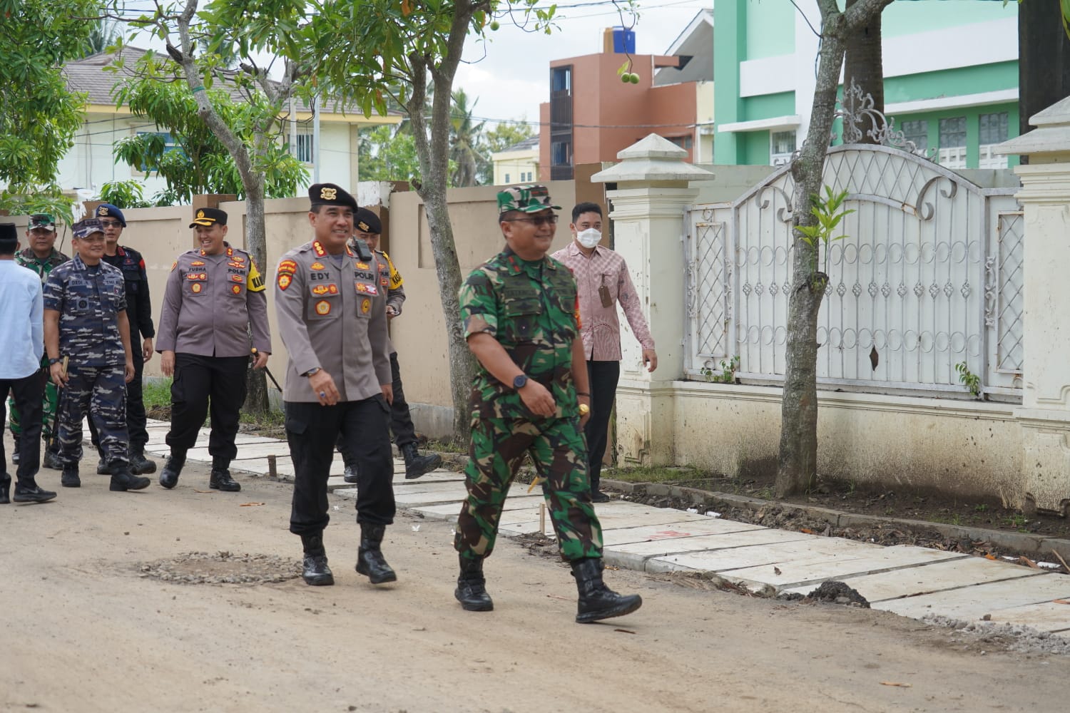 Danrem 064/MY Sambut Kedatangan Wapres Di Tanara