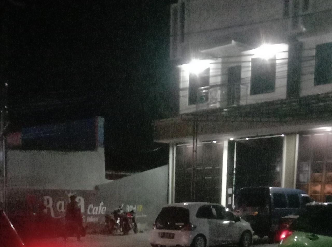 Ketua Aliansi Aktivis Lebak, Berikan Klarifikasi Tidak Ada Prostisusi Di Caffe Raja.   