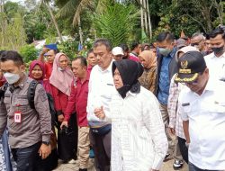 Diduga Pihak Dinsos Aceh Timur Tidak Siap, Wartawan Ini Bingung,Saat Dihalangi Sesi Tanya Jawab Dengan Menteri Risma 