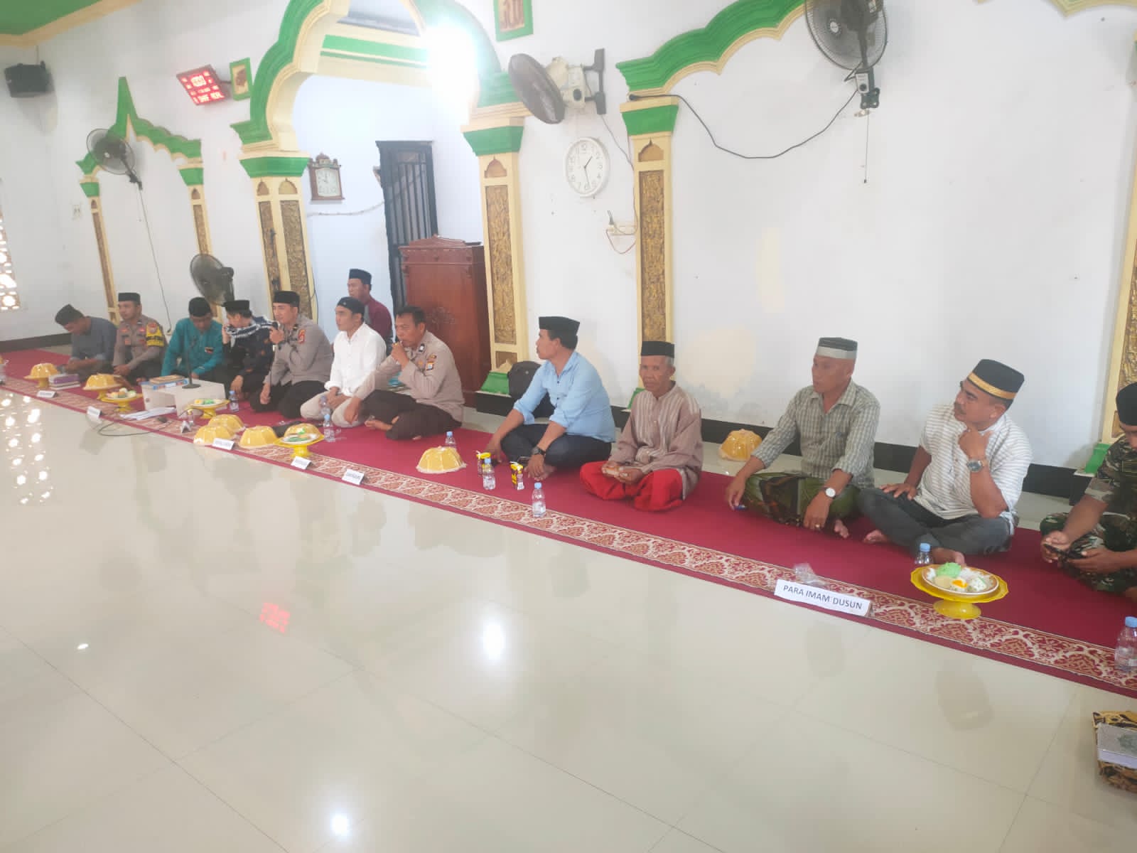 Polsek Galut Laksanakan Giat Jum’at Curhat di Desa Biringkassi