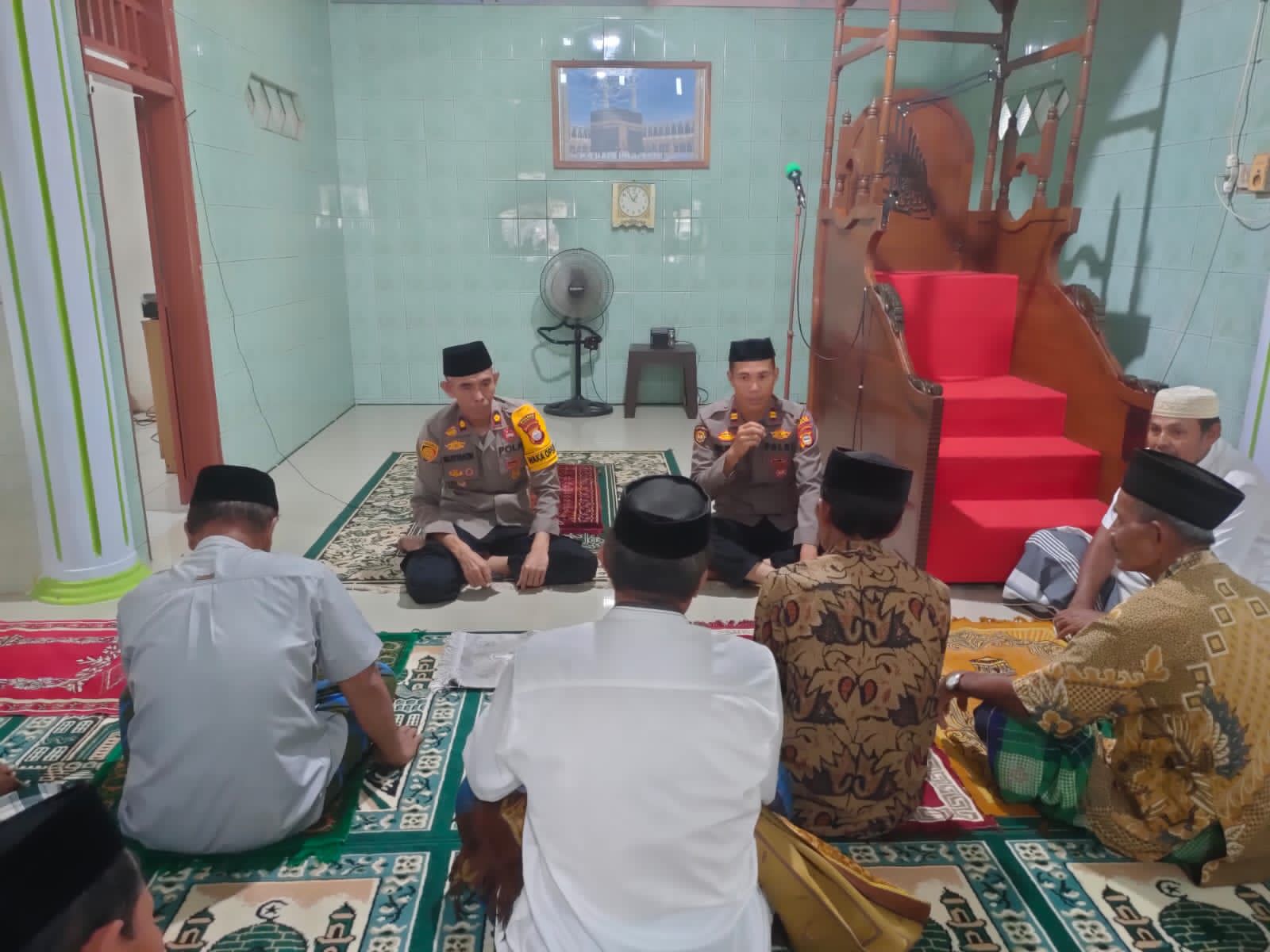 Jumat Curhat”, Wakapolres Takalar Dengarkan Keluhan Masyarakat Kelurahan Pa’bundukang