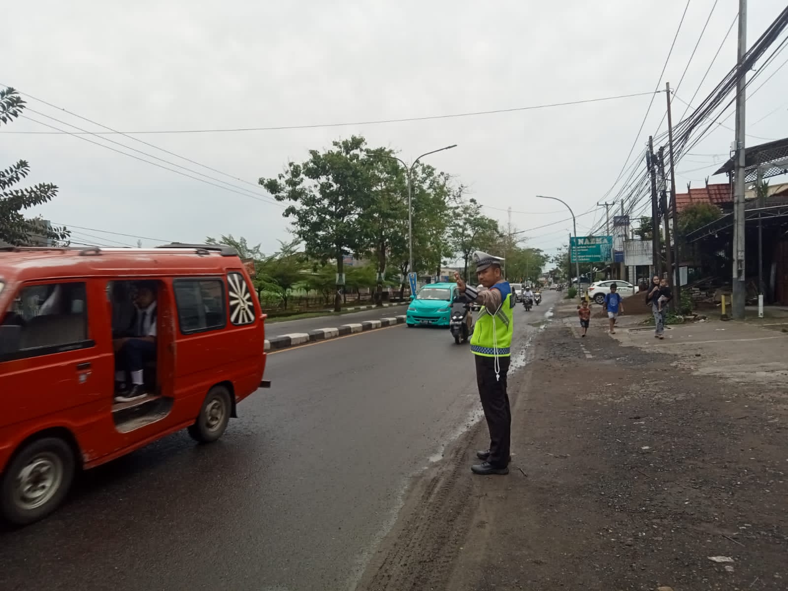 Satlantas Polres Takalar Rutin Pengaturan Lalu Lintas, Bentuk Pelayanan di Pagi Hari