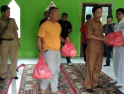 Ramadan Karim SMP Negeri 2 Sungguminasa berikan santunan paket sembako
