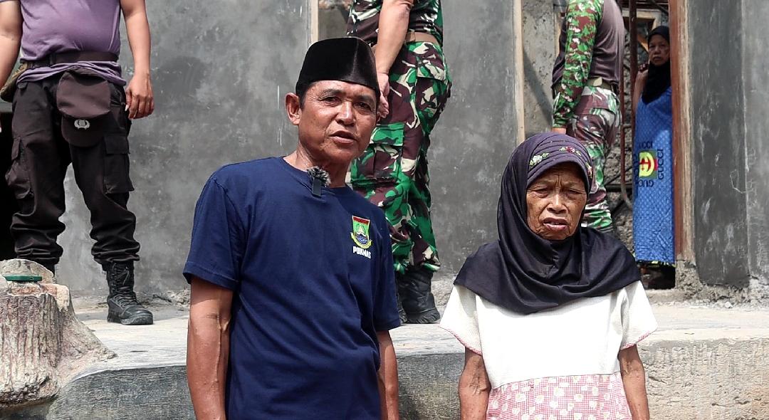 Rumah Nenek Miah Yang Hidup Seorang Diri Jadi Sasaran Fisik Satgas TMMD Kodim 0623/Cilegon   