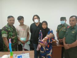 Babinsa Koramil 0302/ Warunggunung Bersam Anggota Kesdim Lebak Anter Ssiti Amelia   