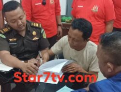 Kejaksaan Negeri Lampung Timur (Kejari Lamtim) menetapkan Tumari (57) Sebagai Tersangka Korupsi Kejaksaan Negeri Lampung Timur (Kejari Lamtim) menetapkan Tumari (57) Sebagai Tersangka Korupsi