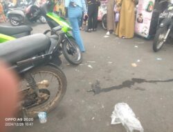 Pembangunan Mega Proyek Alun alun JEMBER terkesan Asal-asalan. Pembangunan Mega Proyek Alun alun JEMBER terkesan Asal-asalan.