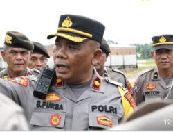Kabag Ops Polres Aceh Timur Mediasi Pengunjuk Rasa dengan Perusahaan Kabag Ops Polres Aceh Timur Mediasi Pengunjuk Rasa dengan Perusahaan