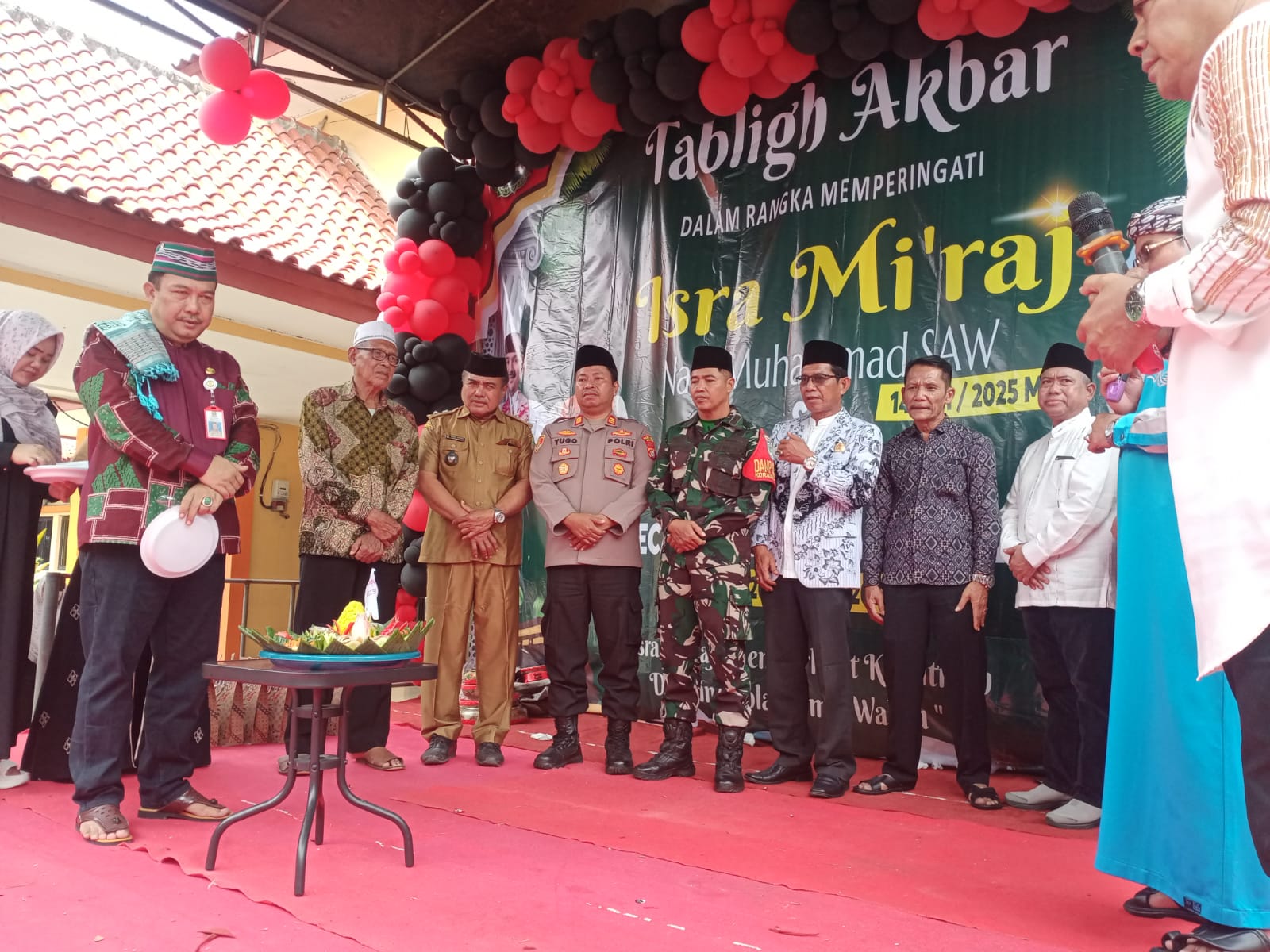 Kapolsek Tambelang Hadiri Peringatan Isro Mi’Roj Nabi Muhammad SAW dan Hari Jadi Kecamatan Sukawangi ke 23