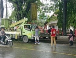 FORKOPIMCAM Bajeng Gelar Pembersihan di Depan Masjid Raya Limbung FORKOPIMCAM Bajeng Gelar Pembersihan di Depan Masjid Raya Limbung