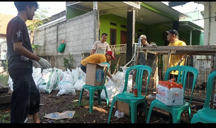 Halal Bihalal Sekaligus Silaturahmi Demi Menjaga Sanad Kebersamaan Dalam keluarga Besar