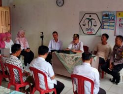 Melalui Problem Solving, Bhabinkamtibmas Selesaikan Permasalahan Oknum Guru Kepada Murid di SDN 1 Tangkas Kasui