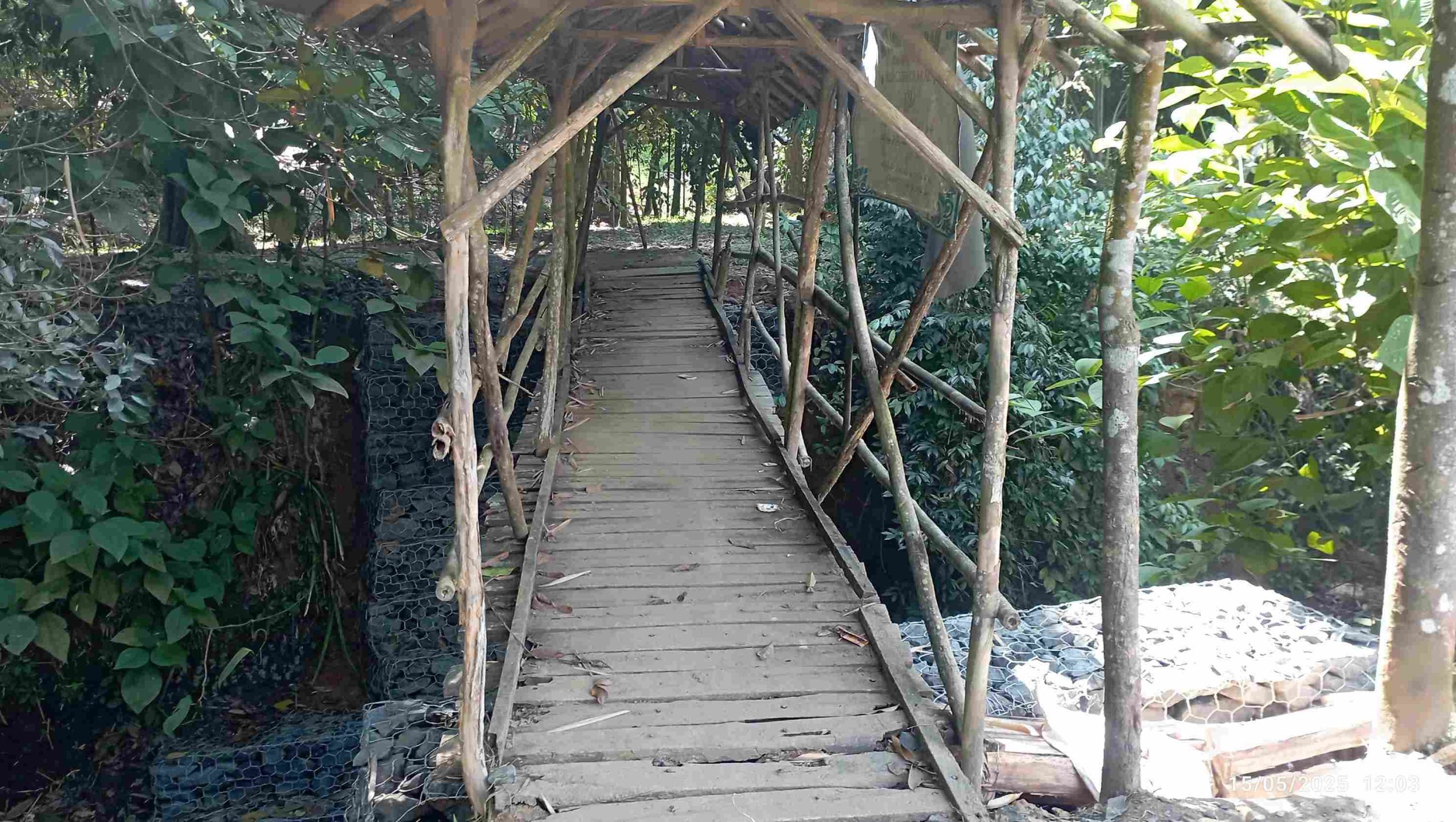 Pembangunan Bronjong dan Jembatan di Desa Bintangsari Abaikan Papan Informasi, Forwatu Banten Desak Inspektorat Turun Tangan