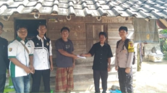 Penyaluran BLT DD di Desa Rantau Tamiyang Secara Dor To Dor Langsung