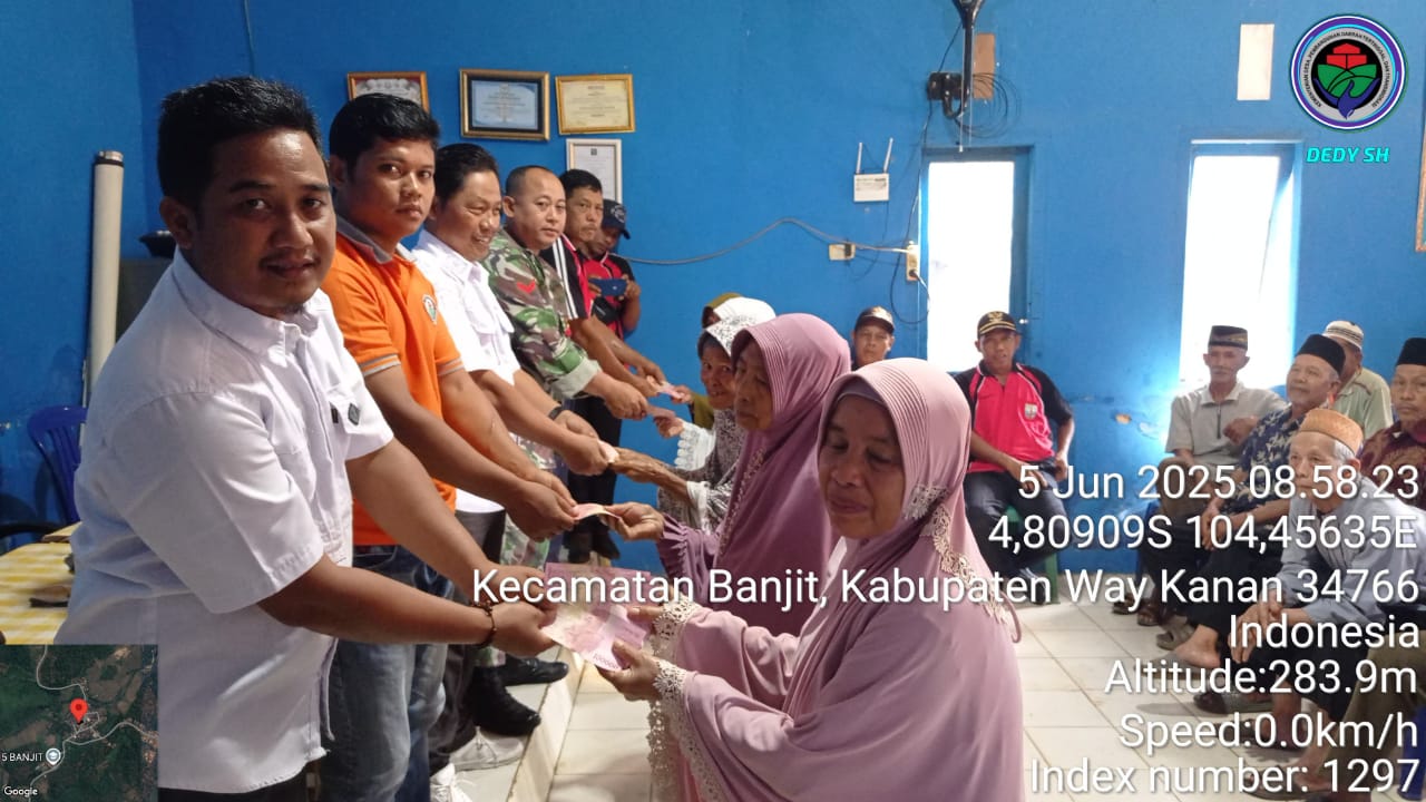 Penyaluran BLT DD Triwulan kedua di Kampung Menanga Siamang Berjalan Lancar