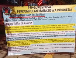 Persoalan Pembuatan SIM TIDAK sesuai prosedur di Polrestabes Palembang dan Polres Banyu Asin rupanya belum kunjung selesai, Pengurus Pusat -Perkumpulan Mahasiswa Indonesia (PP-PMI) kembali melakuakan Aksi Pemasangan Puluhan Banner di Depan Mabes Polri berisi Surat untuk Kapolri Persoalan Pembuatan SIM TIDAK sesuai prosedur di Polrestabes Palembang dan Polres Banyu Asin rupanya belum kunjung selesai, Pengurus Pusat -Perkumpulan Mahasiswa Indonesia (PP-PMI) kembali melakuakan Aksi Pemasangan Puluhan Banner di Depan Mabes Polri berisi Surat untuk Kapolri