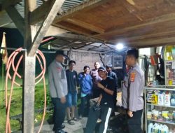 Antisipasi Gangguan Kamtibmas Anggota Polsek Maja Polres Lebak Laksanakan Patroli Dialogis Malam Hari Bersama Warga