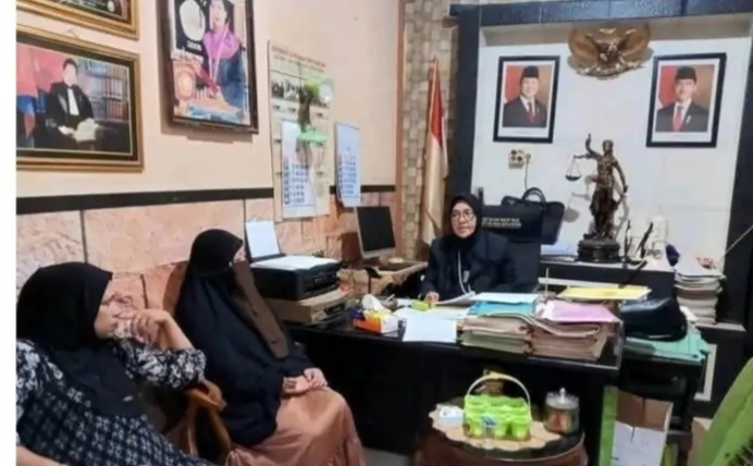 Suami Laporkan Istri di Wajo : Tuntut Uang Panai Rp50 Juta dan Emas, Diduga Lakukan KDRT