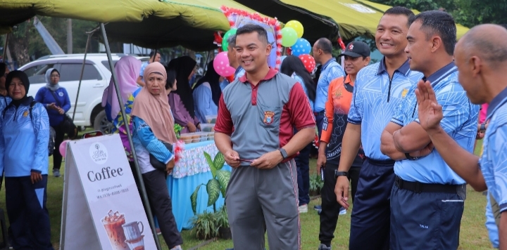 Kapolres Maros Hadiri Bazar Dan Pasar Murah Dalam Rangka Hari Bakti TNI AU KE-78