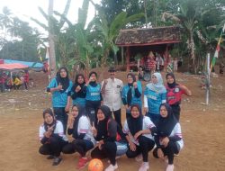 Antusias Kepala Desa Banjarsari: Dalam Memperingati HUT Ke-80 Gelar Sepak Bola Wanita Antara RW