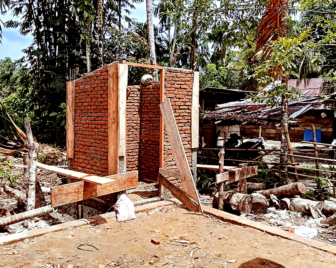 Proyek Septik Tank Rp550 Juta di Padang Unoi Simeulue Disorot: Diduga Langgar Prinsip Transparansi Swakelola