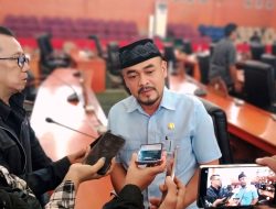 Edi Masturo: Gerindra Setuju Revisi Perda Pajak, Targetkan PAD Depok Naik Edi Masturo: Gerindra Setuju Revisi Perda Pajak, Targetkan PAD Depok Naik