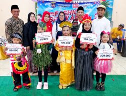 Fashion Show Anak Warnai Kemeriahan HUT RI ke-80 di Mekarjaya