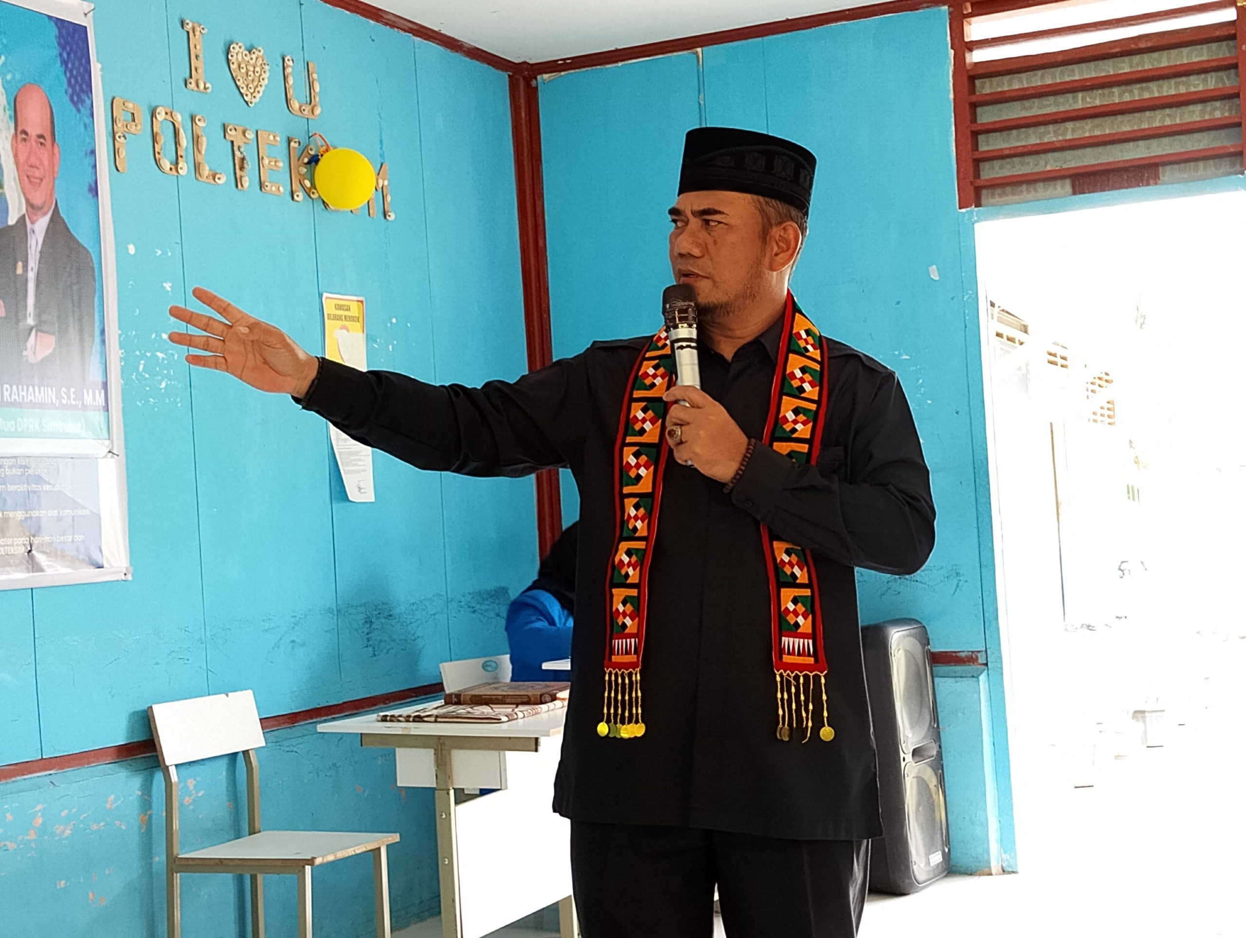 Kuliah Umum di Politeksim: Ketua DPRK Simeulue Dorong Mahasiswa Generasi Z Yang Mandiri dan Berdaya Saing Global