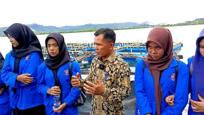 Mahasiswa Politeknik Kepulauan Simeulue Lakukan Observasi Industri Perikanan di CV. Citra Simeulue Mandiri