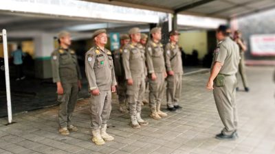 Personel Satpol PP Kolaborasi Bersama TNI/POLRI di Gedung DPRD Depok