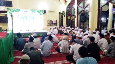 Depok Bersholawat: Masjid Al-Huda Cikumpa Peringati Maulid Nabi Muhammad SAW