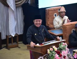 Transfer Pusat Menyusut, Bupati Muchendi Pastikan Pelayanan Publik Tak Surut Transfer Pusat Menyusut, Bupati Muchendi Pastikan Pelayanan Publik Tak Surut