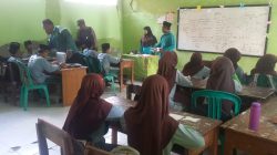Monitoring Pembagian MBG, Polsek Buay Bahuga Pastikan Kegiatan Berjalan Efiktif dan Bermanfaat