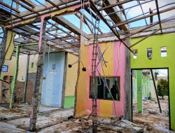 Proyek Puskesmas Teupah Selatan Bernilai Rp1,7 Miliar Terancam Tak Selesai Tepat Waktu, Pelayanan Kesehatan Warga Terganggu