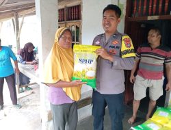 Hadir di Kampung Negeri Bumi Putera , Polsek Blambangan Umpu Kembali Gelar Gerakan Pangan Murah