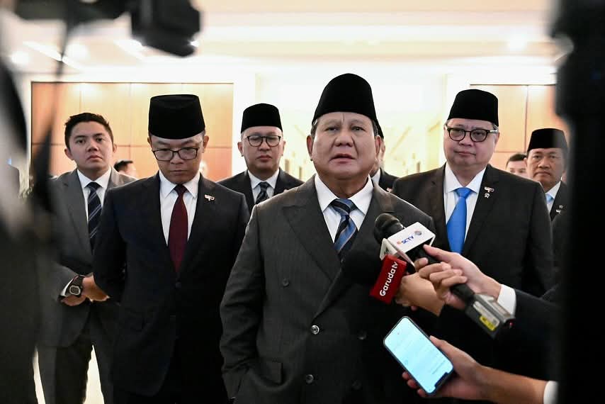 Di Tengah Kunjungan Kenegaraan, Presiden Prabowo Diskusi Hangat dengan Mantan PM Paul Keating