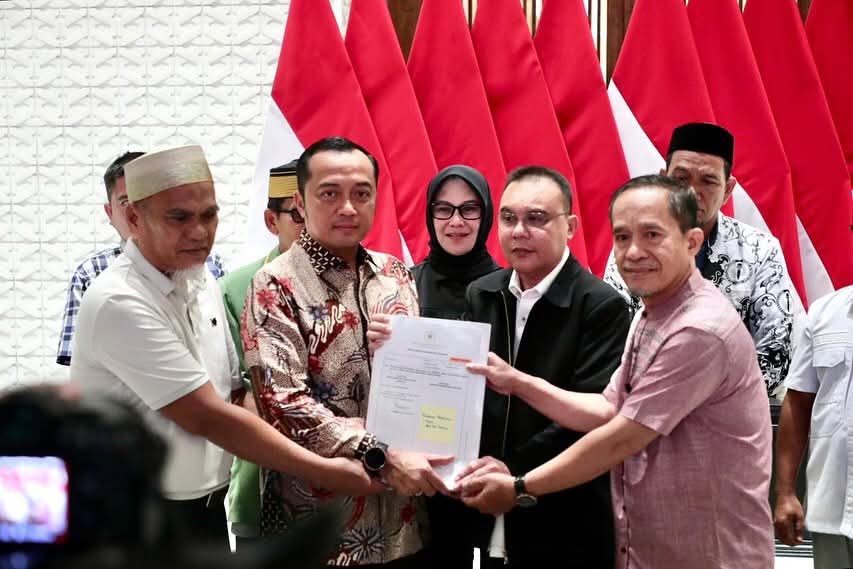 Gunakan Hak Rehabilitasi, Presiden Prabowo Pulihkan Nama Baik Dua Guru di Luwu Utara