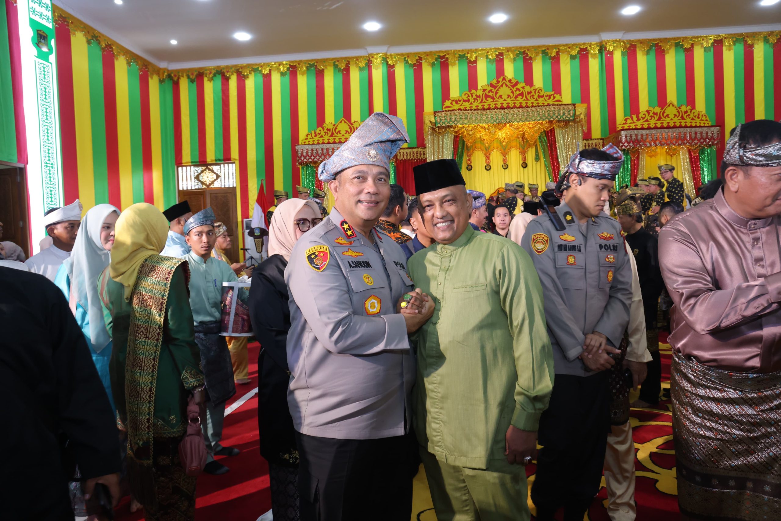 KAPOLDA KEPRI HADIRI PENGANUGERAHAN GELAR DATOK SERI DIWANGSA WIRA PERDANA UNTUK KETUA MPR RI