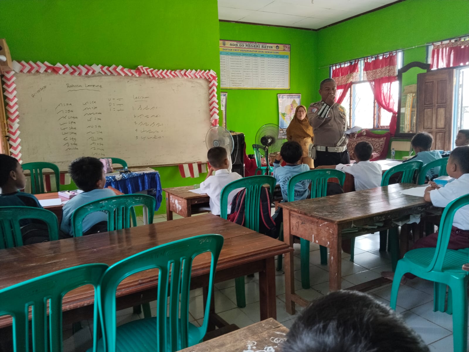 Operasi Zebra Krakatau 2025, Satgas Preventif Polres Way Kanan Edukasi Pelajar SDN 3