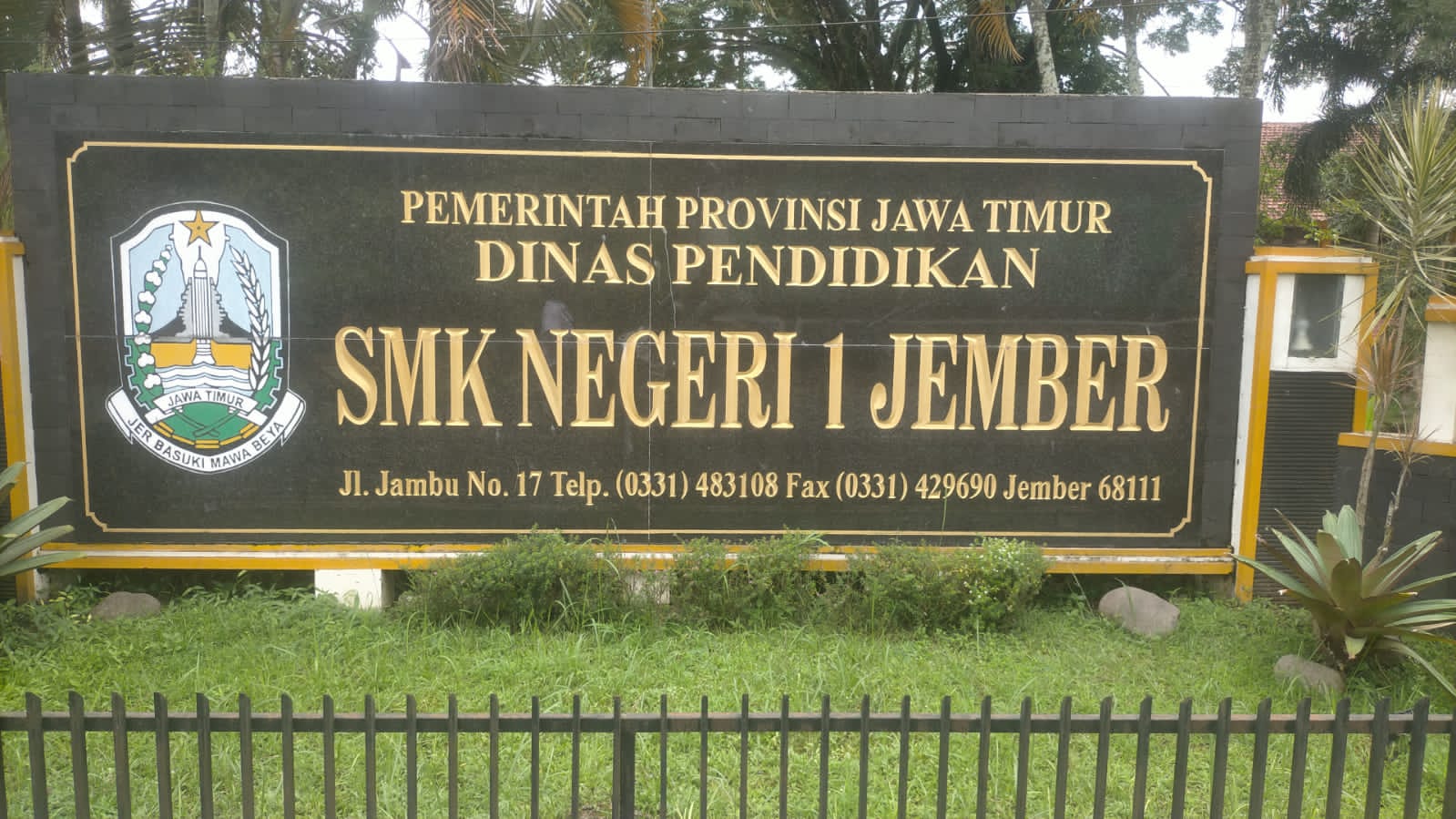 Akhirnya Aktifis Pendidikan Melaporkan SMKN 1 Jember